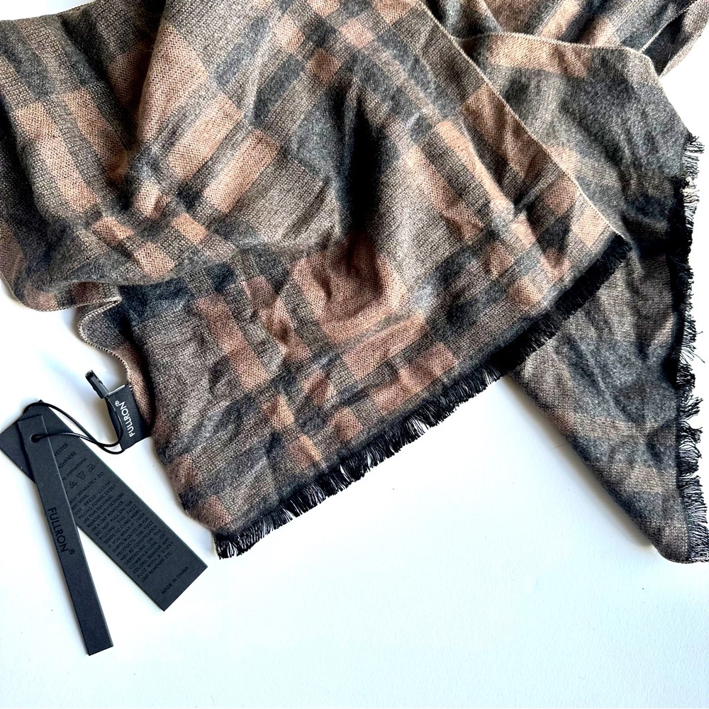 NWT FULLRON Men's Checkered Scarf - Black and Brown - cashmere blend